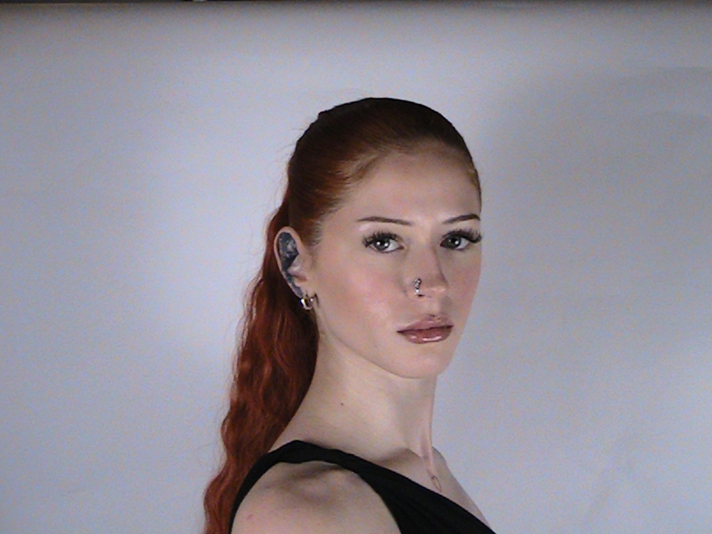 modelmarathon.tearyeyed